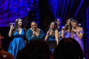 Jada Wasserman, Piper Jones, Rachel Potter, Lauren Paley and Susan Egan Photo