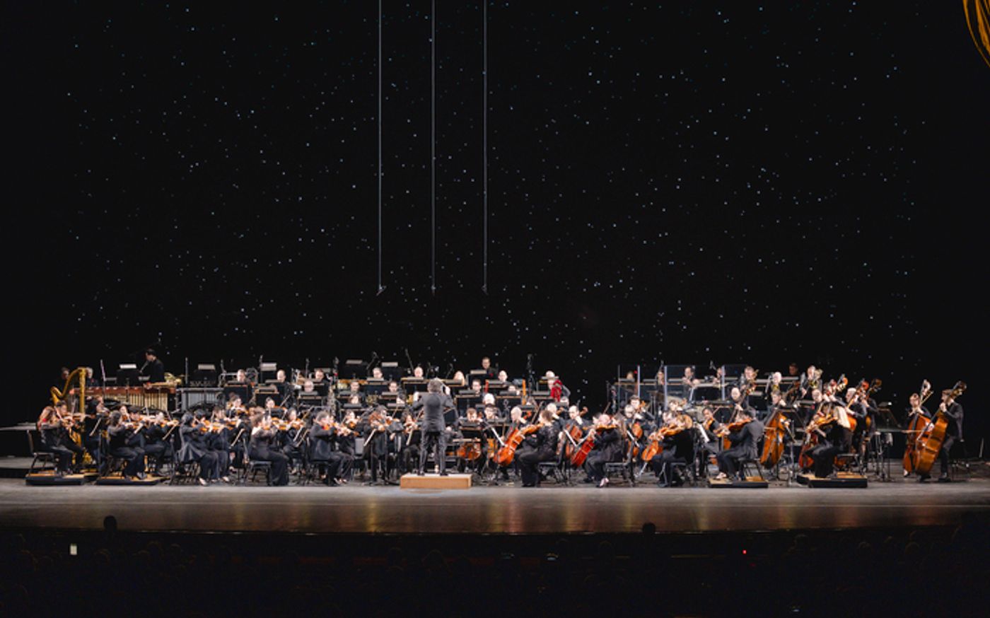 Photos/Video: New York Philharmonic at Radio City Music Hall  Image
