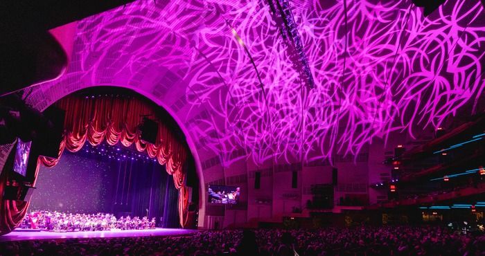 Photos/Video: New York Philharmonic at Radio City Music Hall — photo 4 of 6