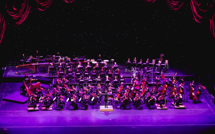 Photos/Video: New York Philharmonic at Radio City Music Hall — photo 2 of 6