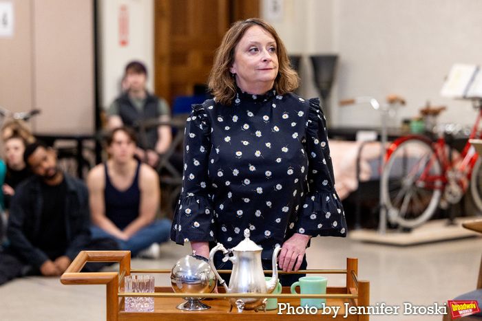 Photos: Rachel Dratch, Phillipa Soo, Stephen Pasquale and More in Rehearsal for HIGH SPIRITS — photo 11 of 36