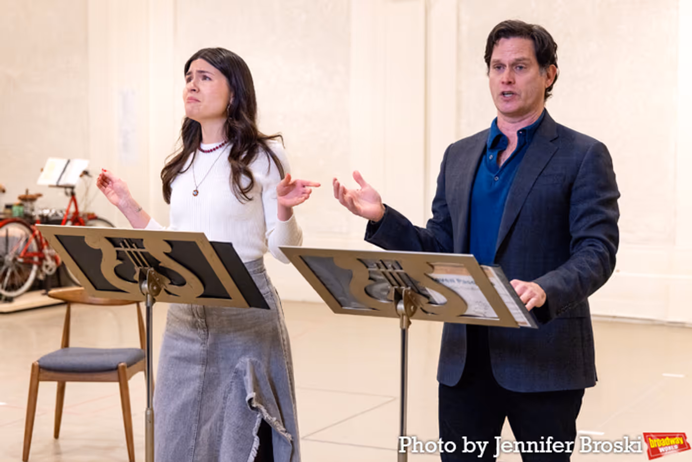 Photos: Rachel Dratch, Phillipa Soo, Stephen Pasquale and More in Rehearsal for HIGH SPIRITS  Image
