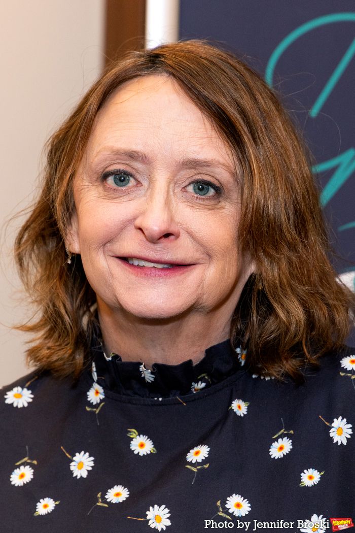 Photos: Rachel Dratch, Phillipa Soo, Stephen Pasquale and More in Rehearsal for HIGH SPIRITS — photo 36 of 36