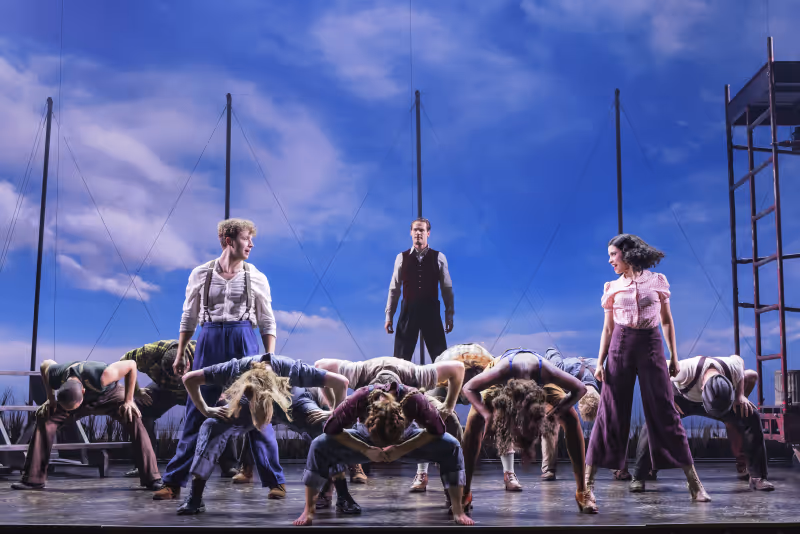 Review: WATER FOR ELEPHANTS at Broadway At The Hobby Center Image