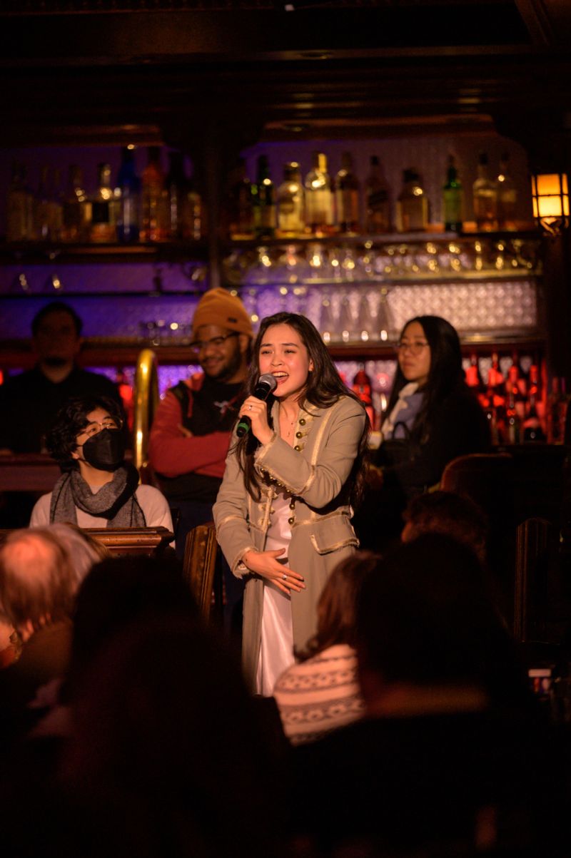 Review: Jarrett Winters Morley's History of THE GREAT COMET Strikes at 54 Below Image