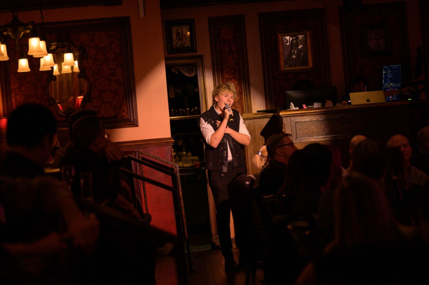 Review: Jarrett Winters Morley's History of THE GREAT COMET Strikes at 54 Below  Image