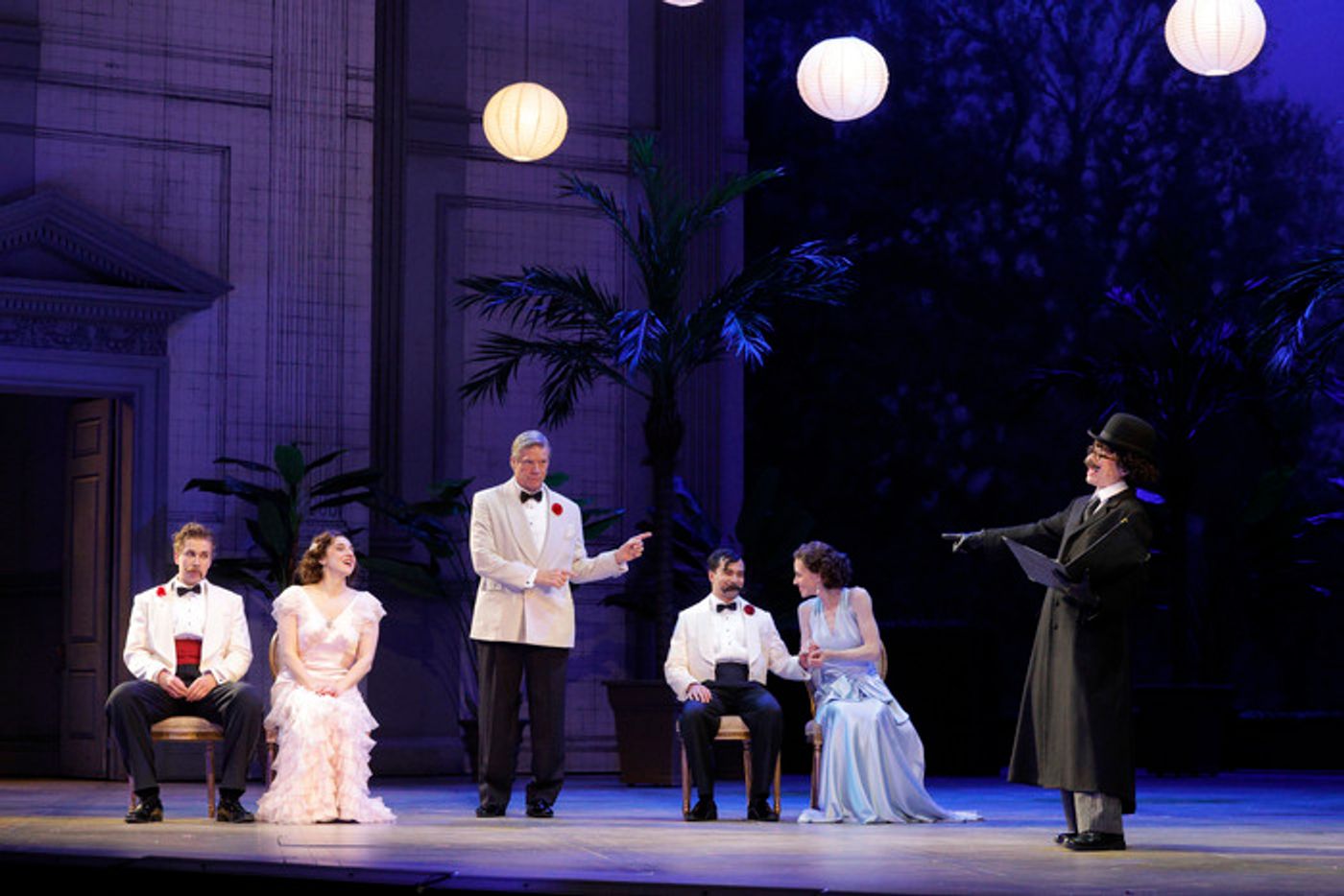COSÌ FAN TUTTE to Open Sunday at Chicago's Lyric Opera COSÌ FAN TUTTE to Open Sunday at Chicago's Lyric Opera Image
