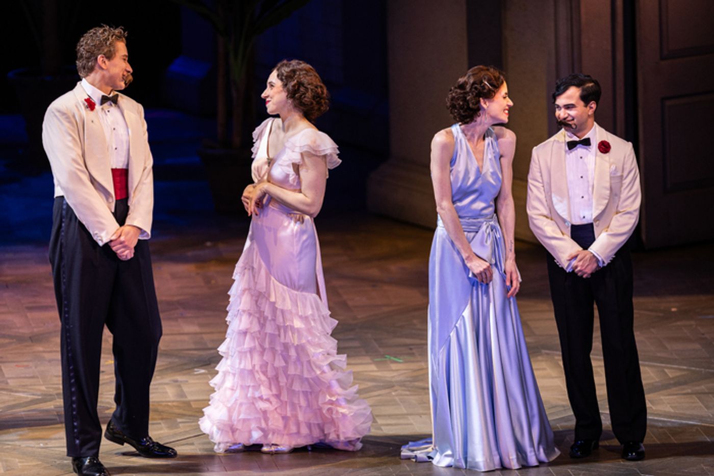 COSÌ FAN TUTTE to Open Sunday at Chicago's Lyric Opera  Image