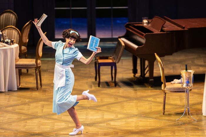 COSÌ FAN TUTTE to Open Sunday at Chicago's Lyric Opera Image
