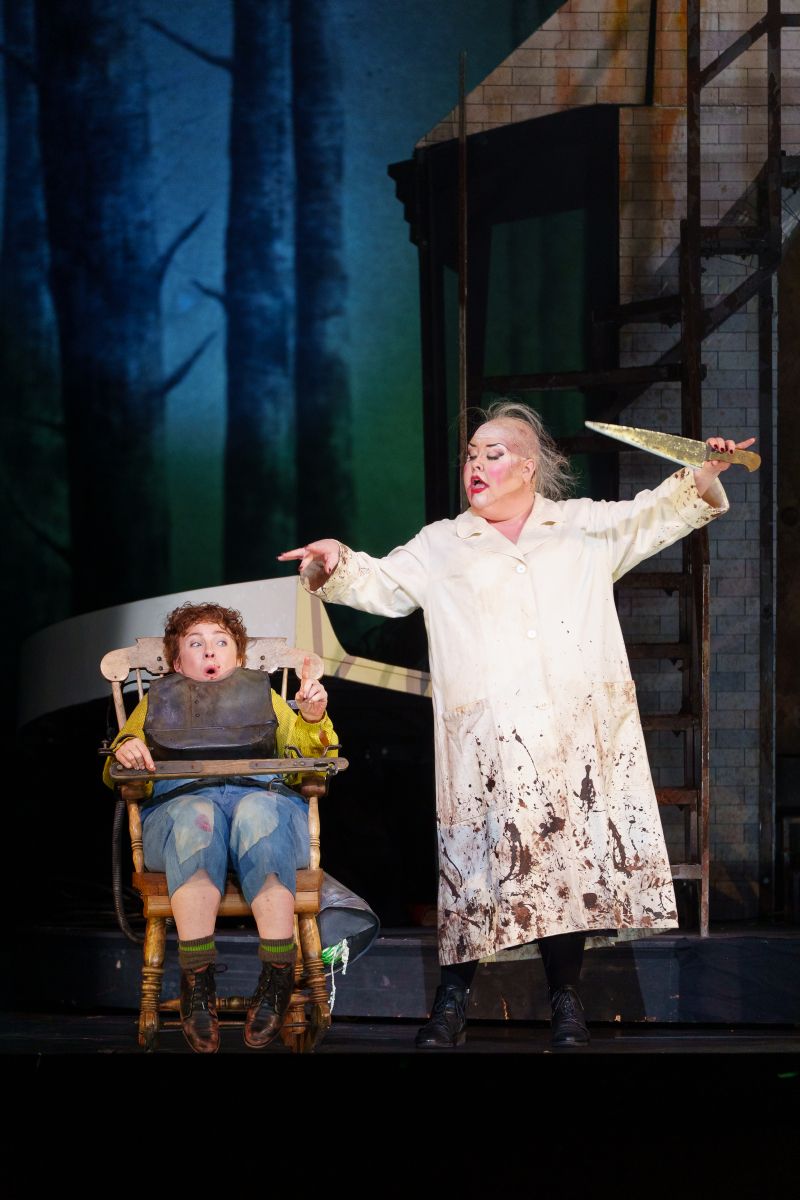 Review: HANSEL AND GRETEL at Houston Grand Opera Image