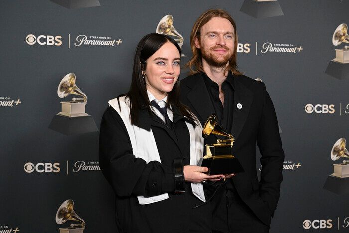 Photos: Inside the 2026 GRAMMYs with Sabrina Carpenter, Lady Gaga, & More — photo 15 of 65