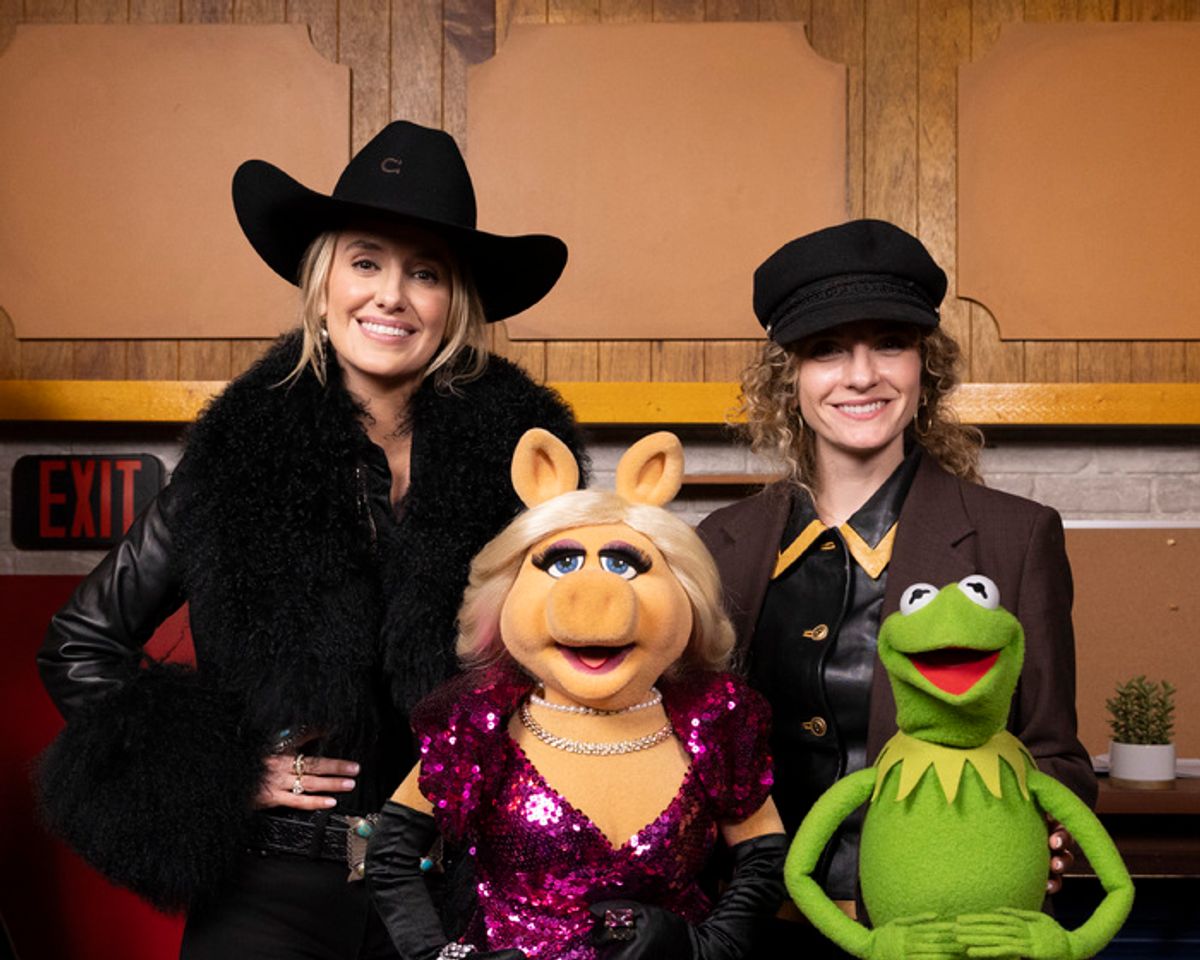 LAINEY WILSON, MISS PIGGY, KERMIT THE FROG at 