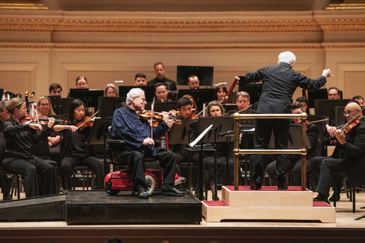 Review: THE COLORADO SYMPHONY WITH ITZAK PERLMAN at Carnegie Hall  Image