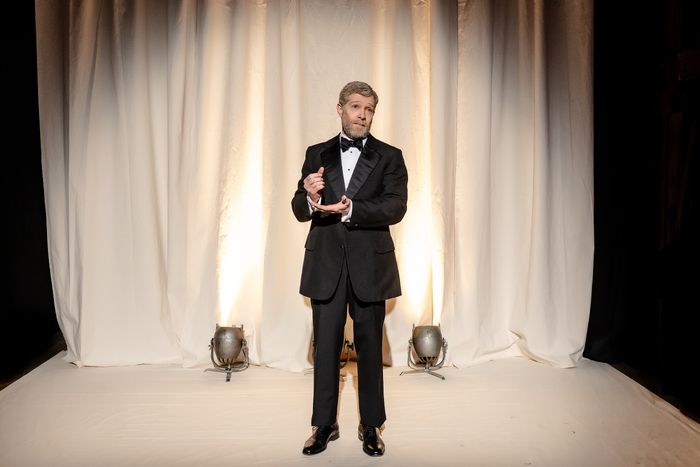 Photos: First Look At TWO HALVES OF GUINNESS Starring Zeb Soanes — photo 4 of 13