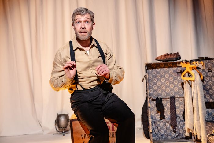 Photos: First Look At TWO HALVES OF GUINNESS Starring Zeb Soanes — photo 11 of 13
