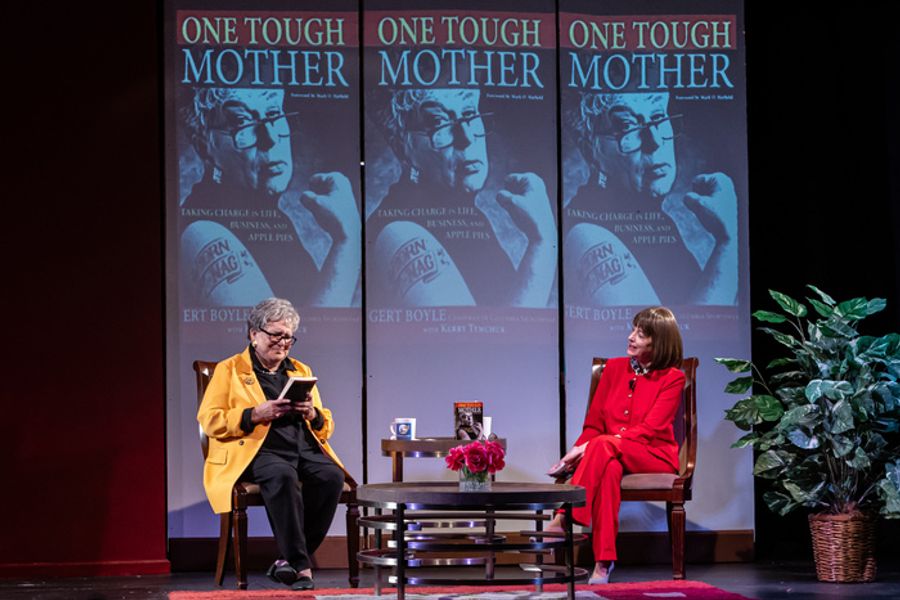 Photos: First Look at IT'S NOT ALL ABOUT ME at Portland's Triangle Productions Image