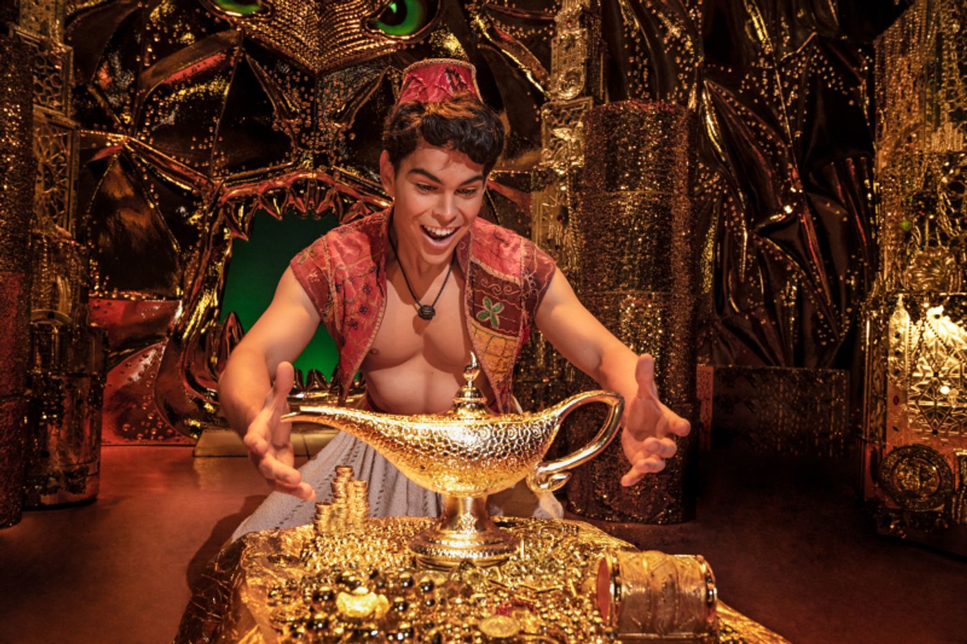 Photo: ALADDIN Welcomes New Cast Members Rodney Ingram and Ryan Gregory Thurman Tonight  Image