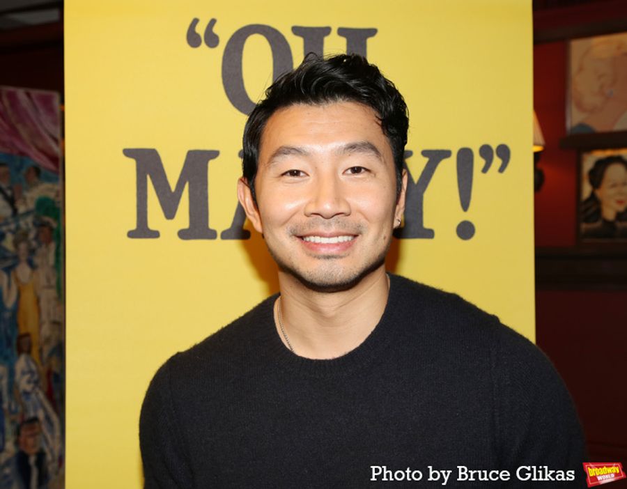 Photos: OH, MARY! Stars John Cameron Mitchell & Simu Liu Meet the Press  Image