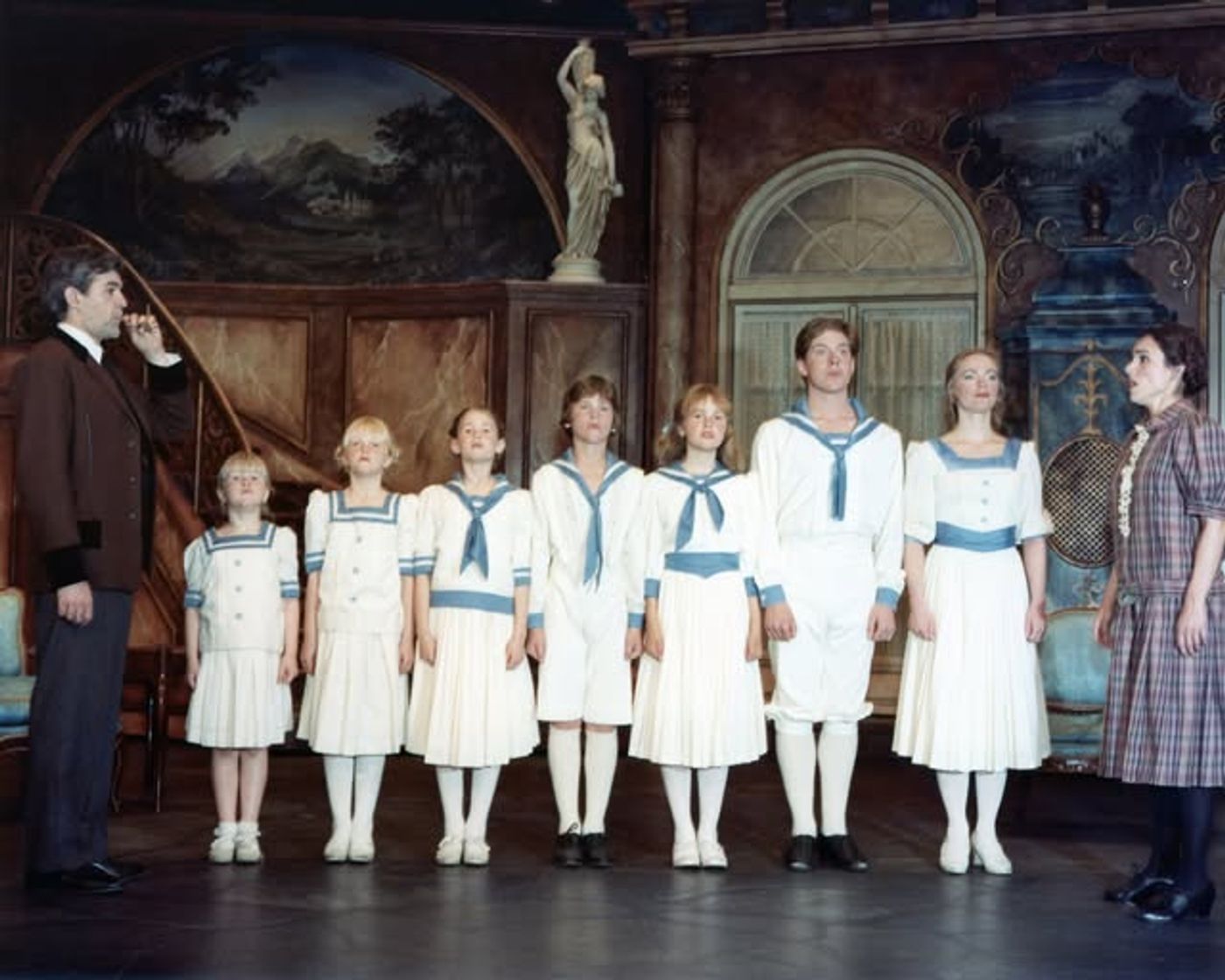 Interview: Tamara Kangas Erickson of GUY'S AND DOLLS at Chanhassen Dinner Theatres  Image