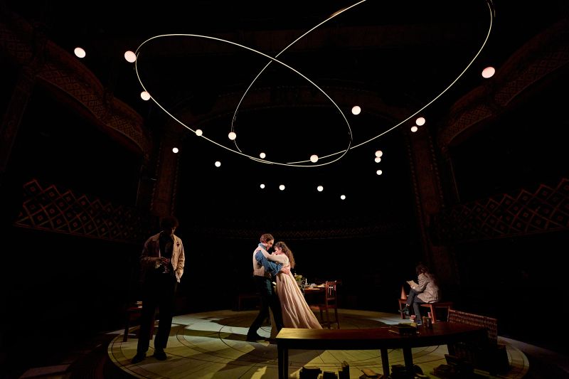 Review: ARCADIA, The Old Vic Image