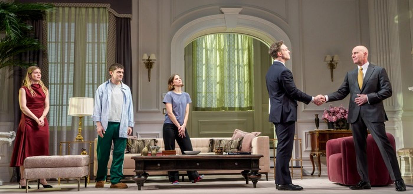 Photos: Wesley Taylor, Molly Griggs and More in HOLIDAY at Goodman Theatre  Image