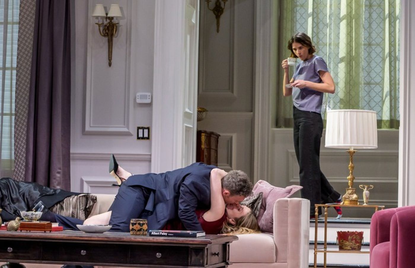 Photos: Wesley Taylor, Molly Griggs and More in HOLIDAY at Goodman Theatre  Image