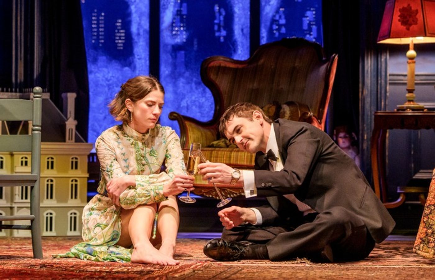 Photos: Wesley Taylor, Molly Griggs and More in HOLIDAY at Goodman Theatre  Image