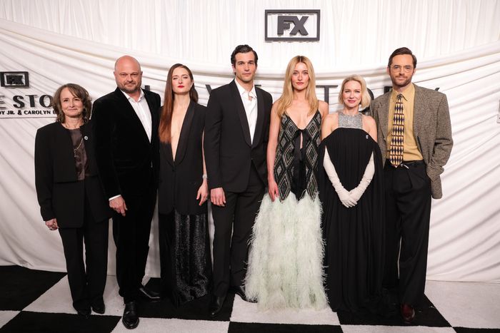Photos: Sarah Pidgeon, Erich Bergen, & More at New York Premiere of FX's LOVE STORY — photo 10 of 49