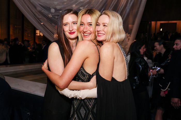 Photos: Sarah Pidgeon, Erich Bergen, & More at New York Premiere of FX's LOVE STORY — photo 16 of 49