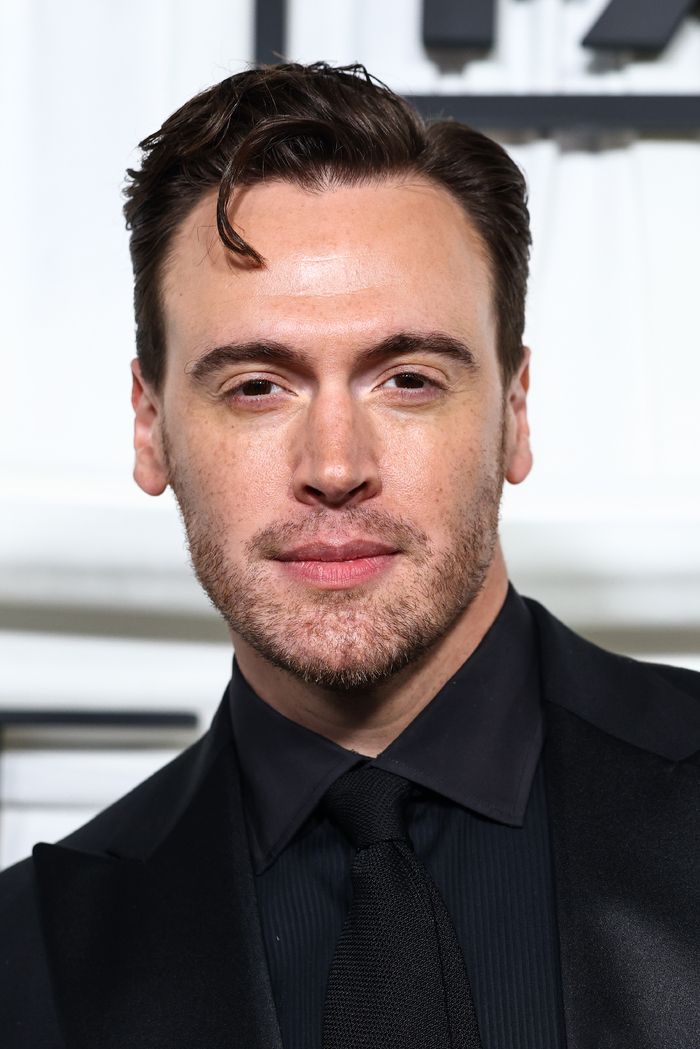 Photos: Sarah Pidgeon, Erich Bergen, & More at New York Premiere of FX's LOVE STORY — photo 23 of 49