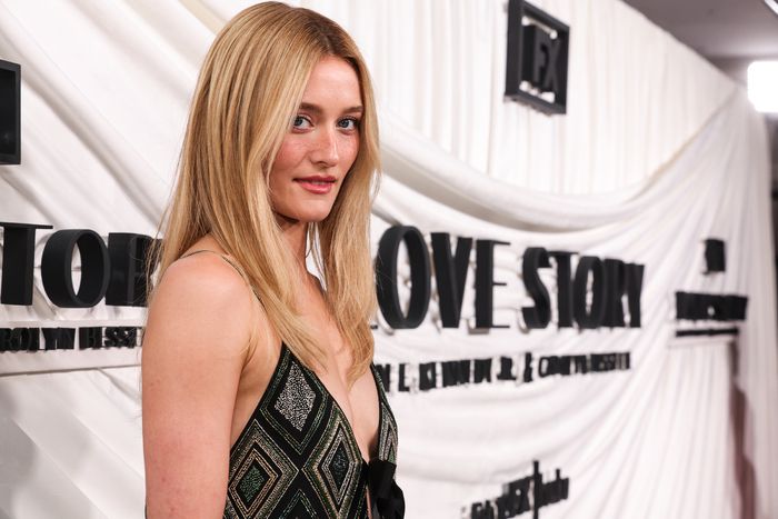 Photos: Sarah Pidgeon, Erich Bergen, & More at New York Premiere of FX's LOVE STORY — photo 7 of 49
