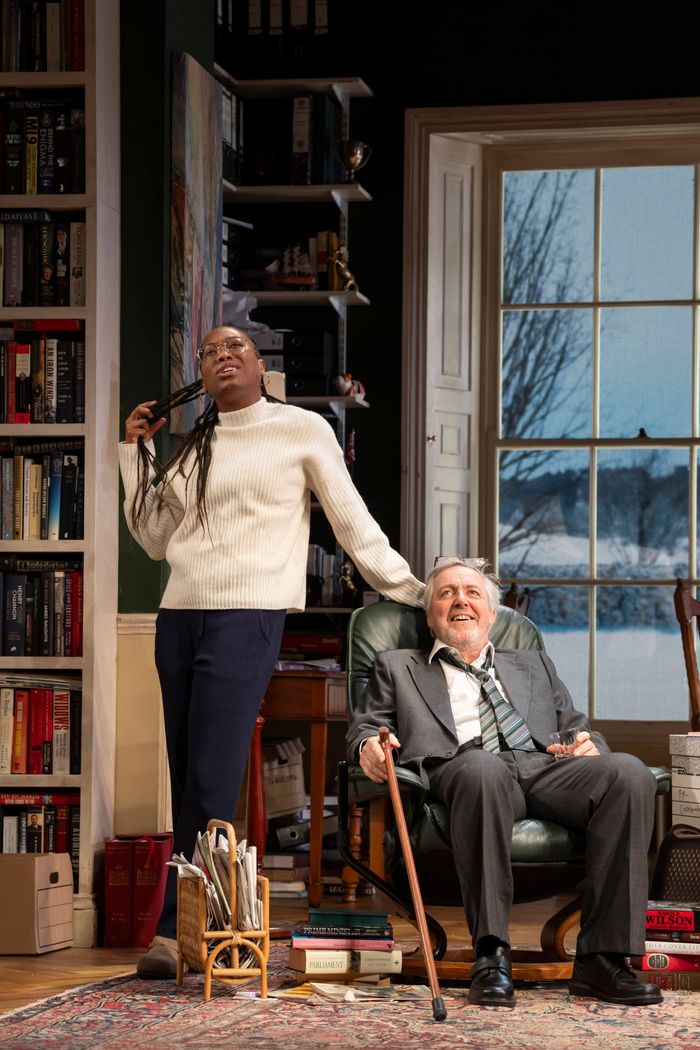 Photos: Griff Rhys Jones and Clive Francis in I'M SORRY, PRIME MINISTER — photo 11 of 14