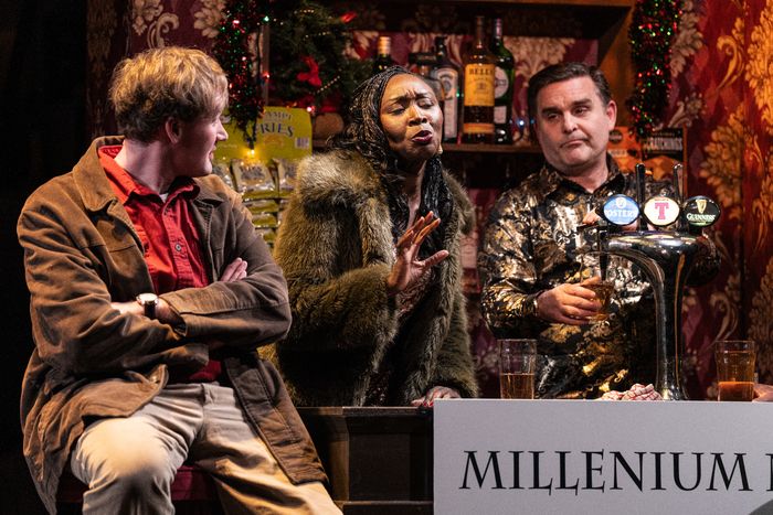 Photos: MEN BEHAVING BADLY: THE PLAY At Barn Theatre — photo 8 of 9