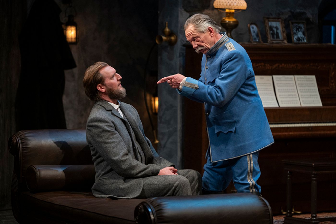 Photos: First Look at Steppenwolf Theatre's THE DANCE OF DEATH  Image