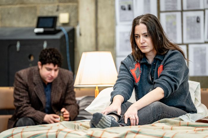 Photos: Arthur Miller's BROKEN GLASS In Rehearsal At the Young Vic — photo 3 of 12