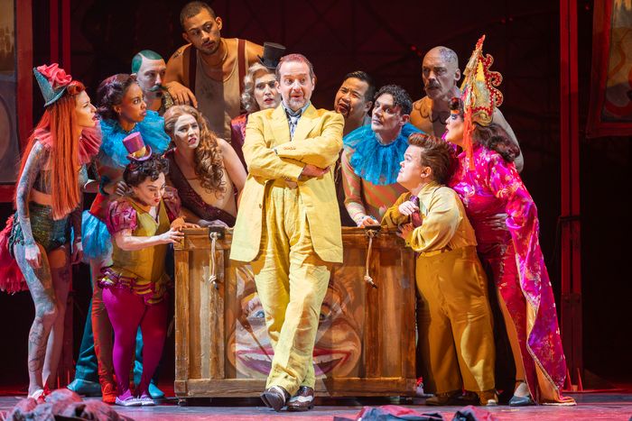 Photos: COSÌ FAN TUTTE Returns to the London Coliseum With New Cast — photo 15 of 16