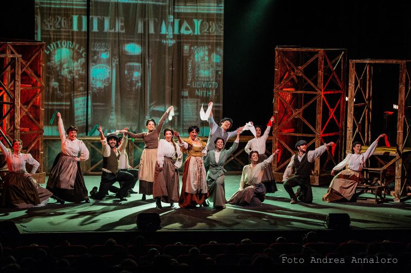 Previews: CAMICETTE BIANCHE in TOUR NAZIONALE  Image