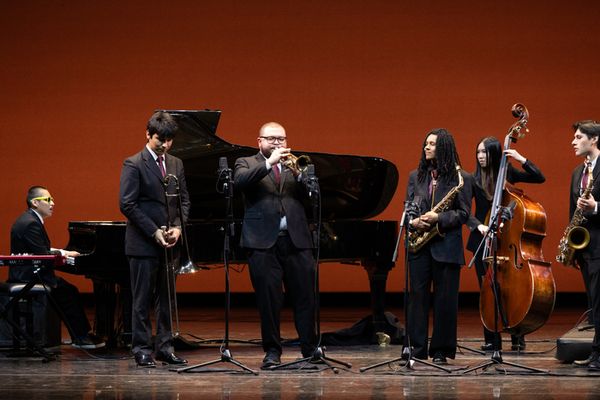 “Milestones”
Music by Miles Davis (’45, trumpet)

Juilliard Jazz Photo