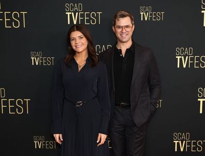 Casey Wilson and Andrew Rannells  Photo