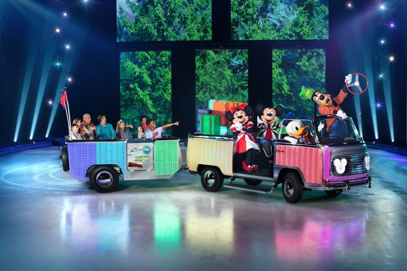 Review: DISNEY ON ICE PRESENTS ROAD TRIP ADVENTURES at Van Andel Arena Image