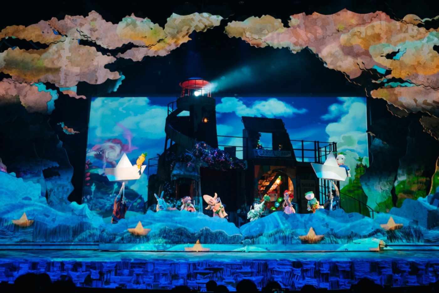 Review: Dreamlike Voyage, Troubled Undercurrents in MUSIKAL PERAHU KERTAS  Image