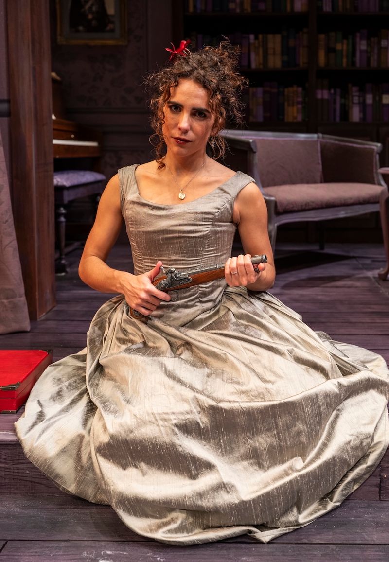 Photos: HEDDA GABLER at Remy Bumppo Theatre Company — photo 11 of 13
