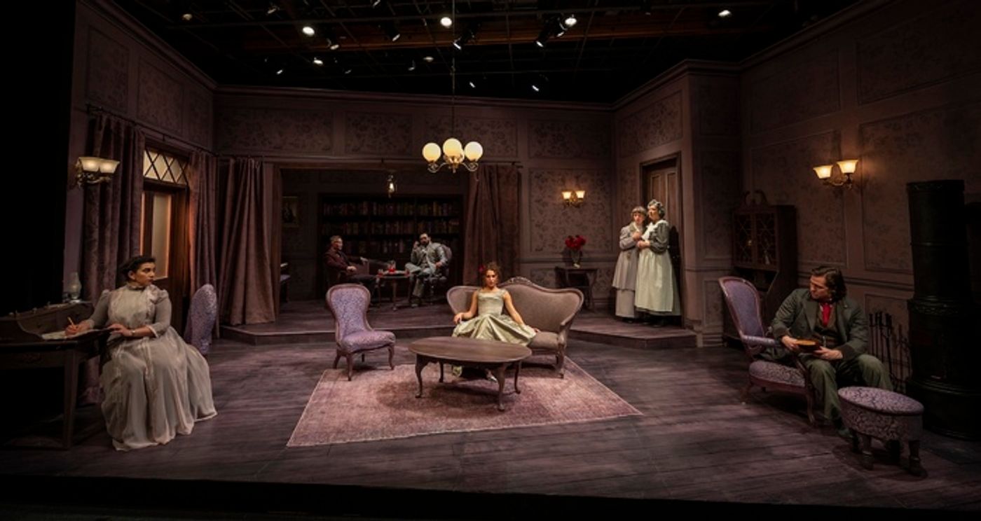 Photos: HEDDA GABLER at Remy Bumppo Theatre Company  Image