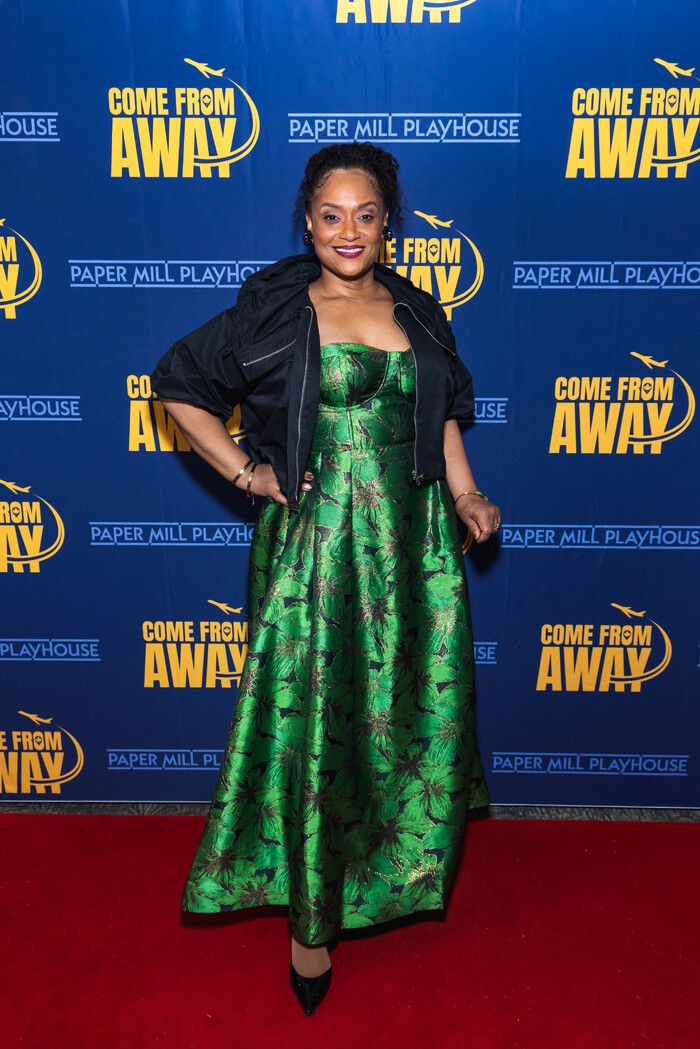 Photos: COME FROM AWAY Opens at Paper Mill Playhouse — photo 4 of 15