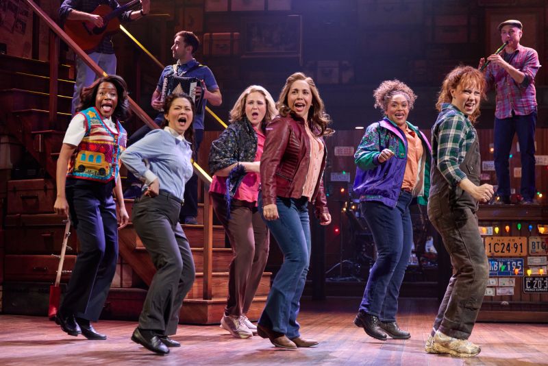 Review: COME FROM AWAY at Paper Mill Playhouse-Kindness Takes Center Stage Image