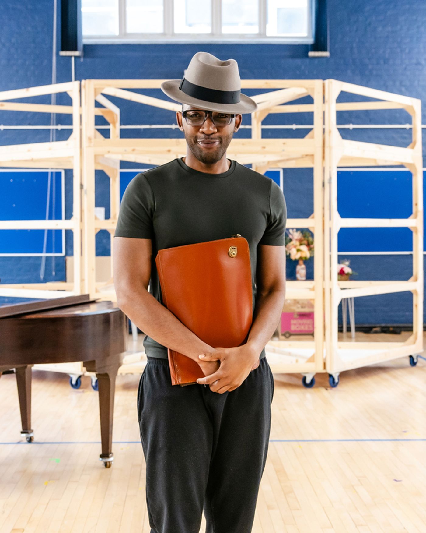 Photos: GLORIOUS! in Rehearsal For UK Tour Photos: GLORIOUS! in Rehearsal For UK Tour Image