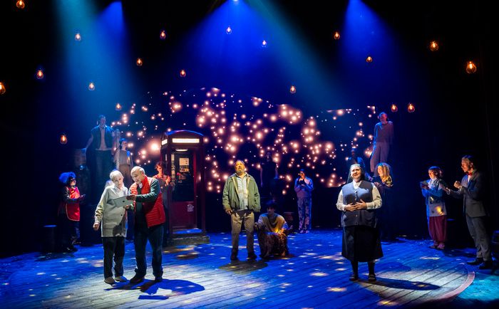 Photos: THE UNLIKELY PILGRIMAGE OF HAROLD FRY at Theatre Royal Haymarket — photo 11 of 21