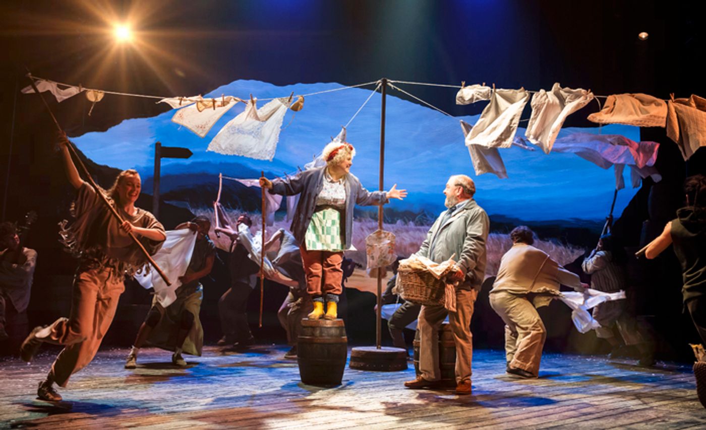 Photos: THE UNLIKELY PILGRIMAGE OF HAROLD FRY at Theatre Royal Haymarket  Image