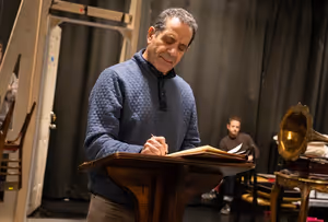 Tony Shalhoub Photo