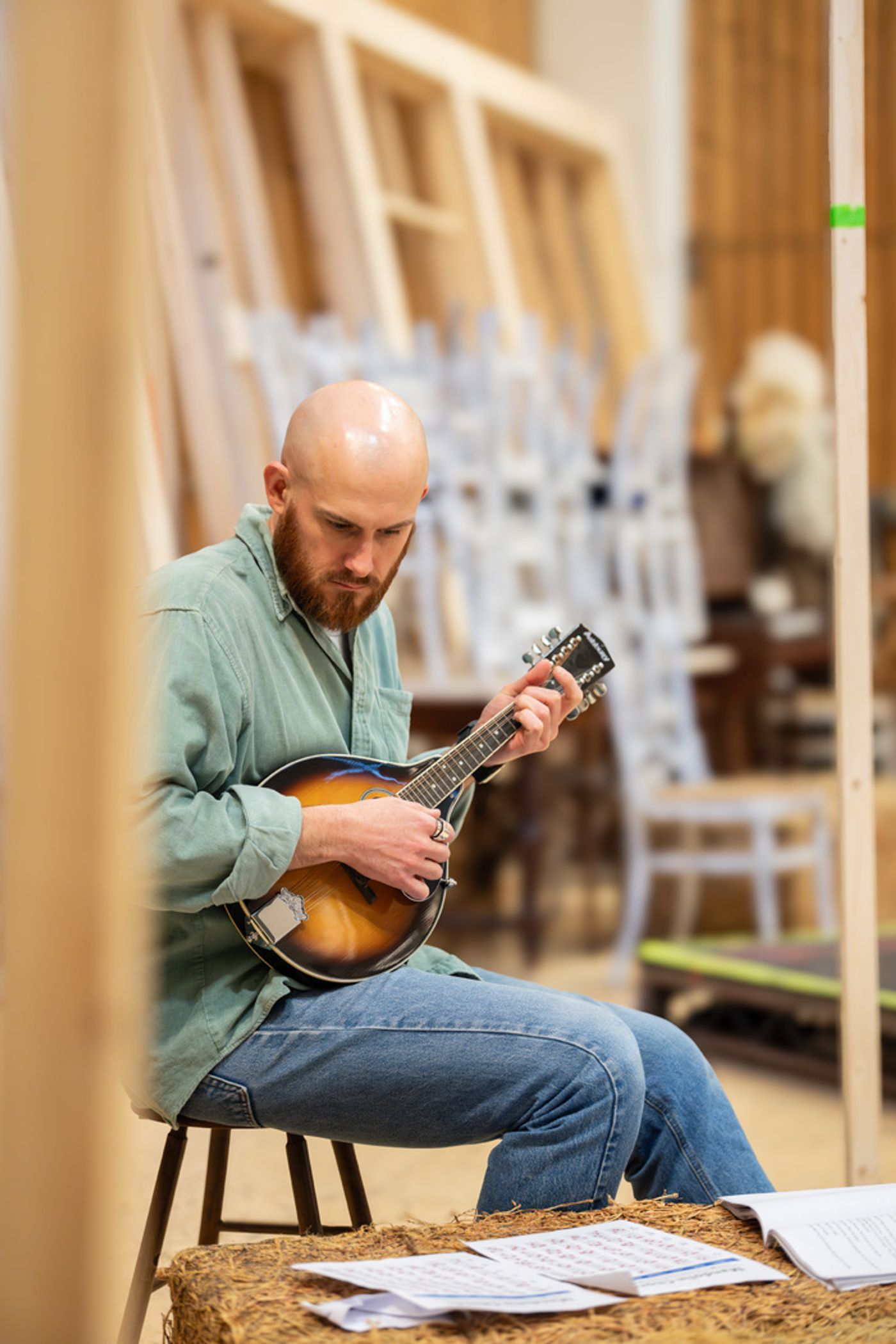 Photos: SUMMERFOLK in Rehearsal at the National Theatre  Image